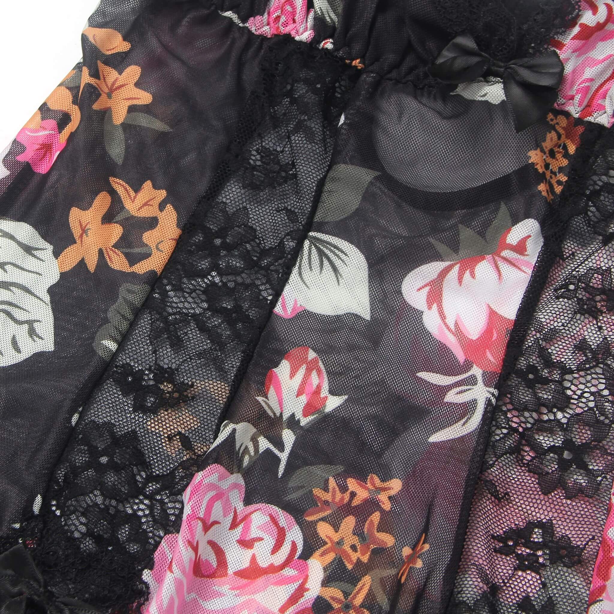 Kukallinen yömekko halkiolla - Image 10